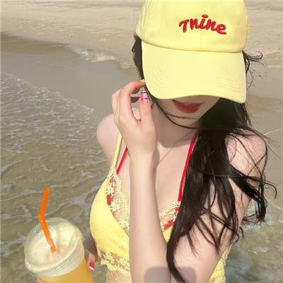 忧郁小女孩